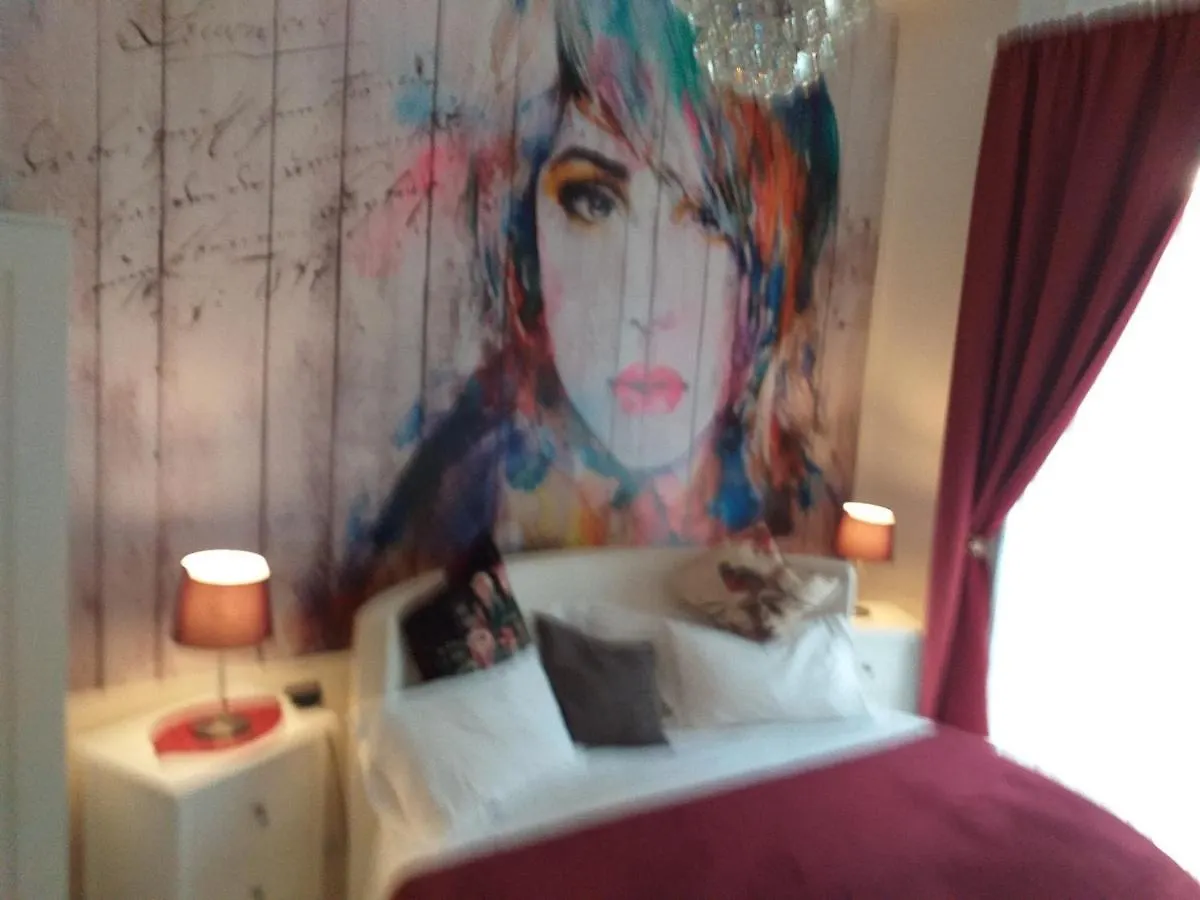 Beb Pantarei Bed & Breakfast Naples 0*,  Italy