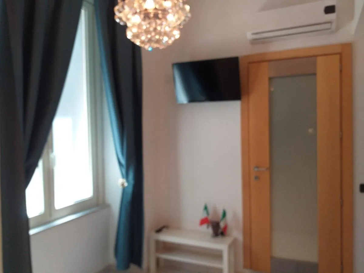Beb Pantarei Bed & Breakfast Naples