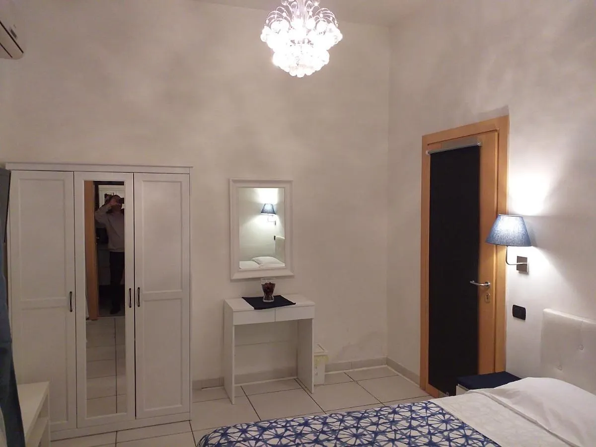Beb Pantarei Bed and Breakfast Neapel