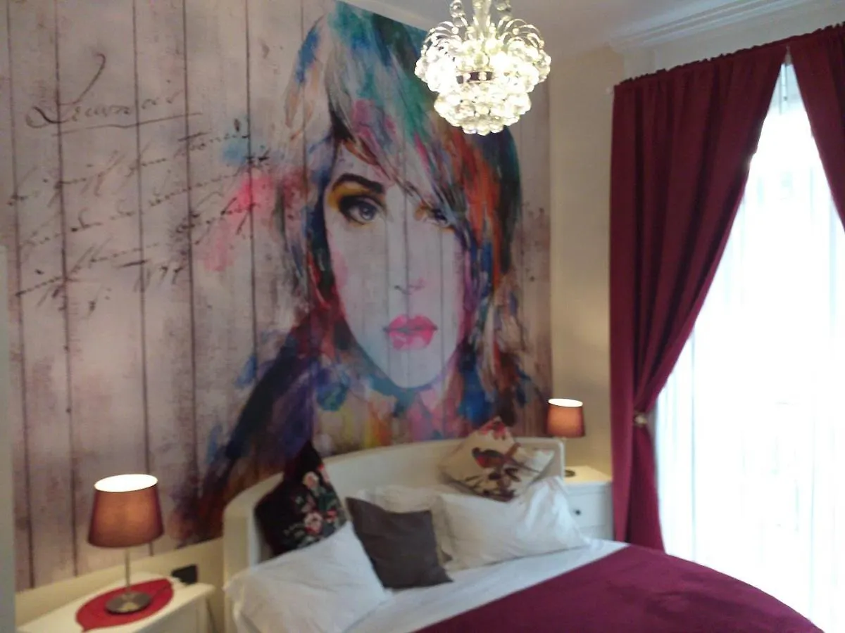 Beb Pantarei Bed and Breakfast Neapel Bed & Breakfast